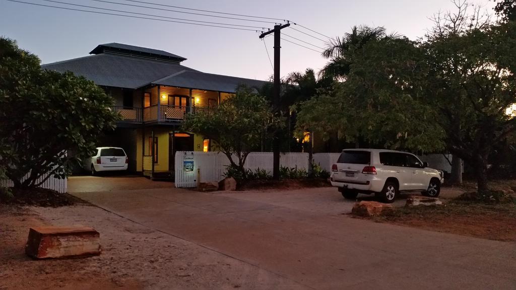 The Courthouse Bed & Breakfast Broome Exteriör bild